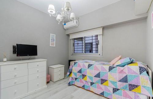 Comuna 11 House | Vaer House: Experiencia con Jacuzzi y Quincho