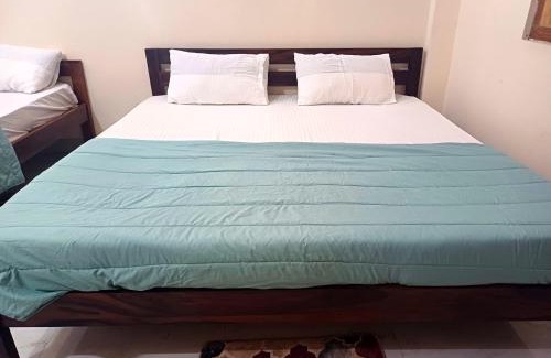 Haraiya House | Vaidehi Vihar Kunj, Home Stay