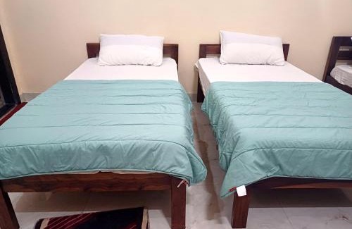 Haraiya House | Vaidehi Vihar Kunj, Home Stay