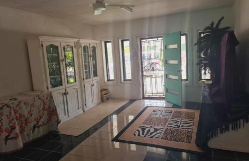 Lifuka Cabin | Vaikona Lodge