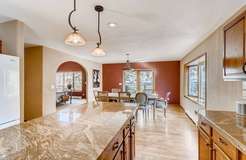 Minturn House | Vail Ski and Trout Haven, Riverfront, Hot Tub, Mountain Views. Minturn living.