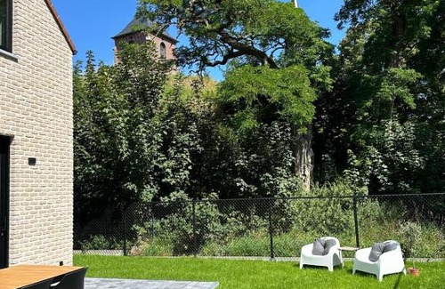 Kessenich House | Vakantie aan de Maas - Vakantiewoning Neerhof