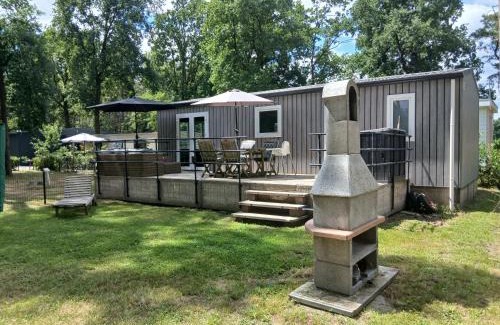 Bocholt Other | Vakantie-Chalet Camping GOOLDERHEIDE met seizoensgebonden zwembad