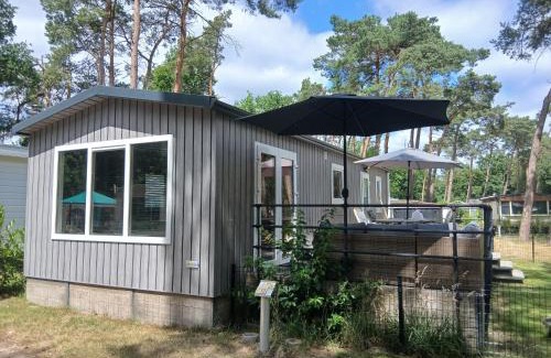 Bocholt Other | Vakantie-Chalet Camping GOOLDERHEIDE met seizoensgebonden zwembad