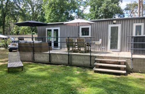 Bocholt Other | Vakantie-Chalet Camping GOOLDERHEIDE met seizoensgebonden zwembad