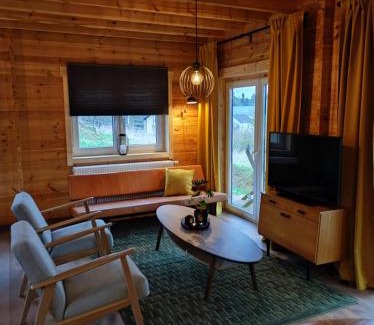 Wagenhausen House | Vakantiehuis aan bosrand in Eifel nabij Cochem-Zell aan de Moezel - Dichtbij De Calmont Klettersteig Bremm - Blue House