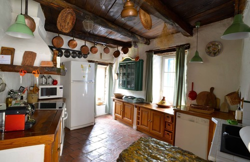 Vieussan House | Vakantiehuis met een Fantastisch Uitzicht Over de Vallei en de Rivier de Orb