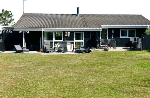 Nordost House | Vakantiehuis vlakbij zee en gezellig Sæby