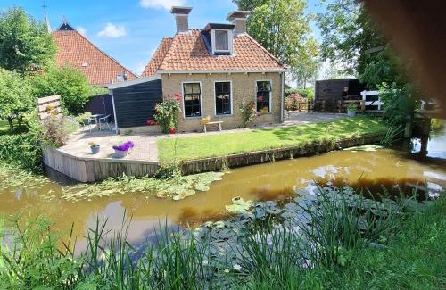 Poppenwier Hotel | Vakantiehuisjes Marsherne