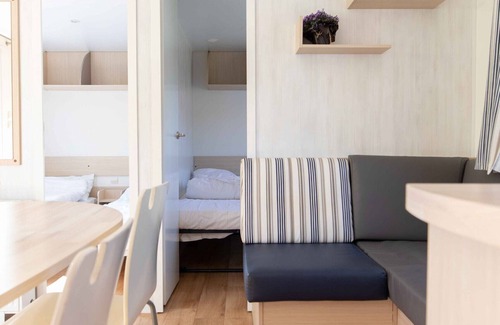Jabbeke Ski Chalet | Vakantiepark Klein Strand - Comfort Chalet 6p