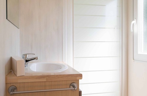 Jabbeke Ski Chalet | Vakantiepark Klein Strand - Comfort Chalet 6p