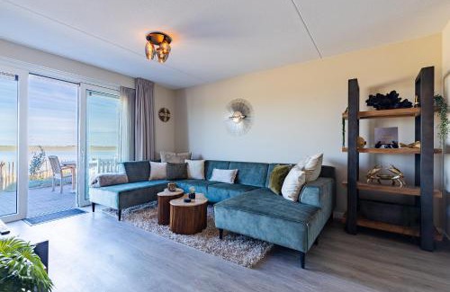 Sint-Annaland Apartment | Vakantiewoning aan het strand 'Somaris' - met tuin en terras - Vista Maris - Nr 50