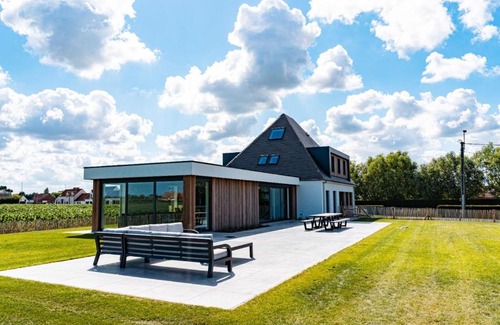 Nieuwmunster House | Vakantiewoning Leopolder