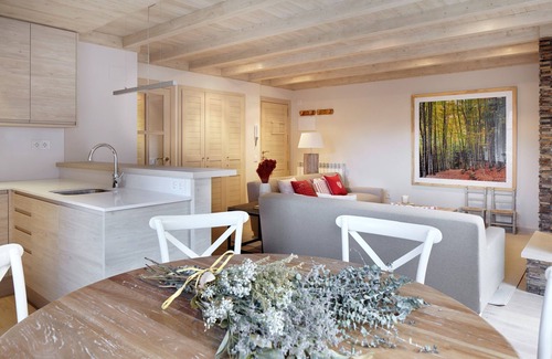Casarilh Apartment | Val de Ruda Luxe 39 by FeelFree Rentals