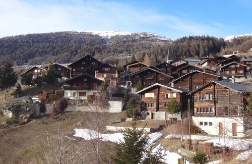 Gampel-Bratsch Ski Chalet | Valais, chalet 1500m south facing, nature, peace, panoramic view, comfort, sport