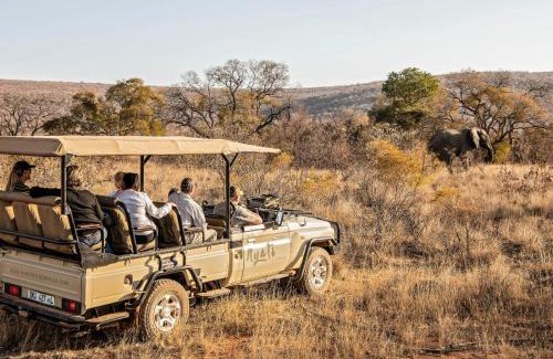 Vaalwater Cabin | Valamanzi Lodge in Nyati Wilderness