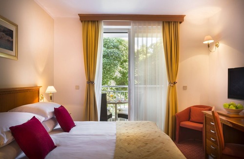 Baska Hotel | Valamar Villa Adria