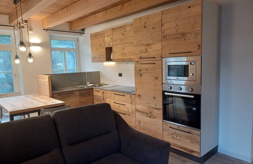 San Vito di Cadore Apartment | Vale and Schena attic room with hot tub