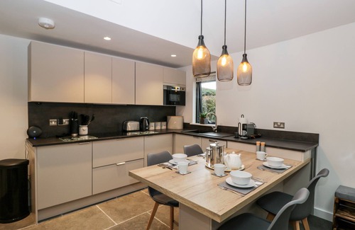 Pewsey Cottage | Vale Lodge