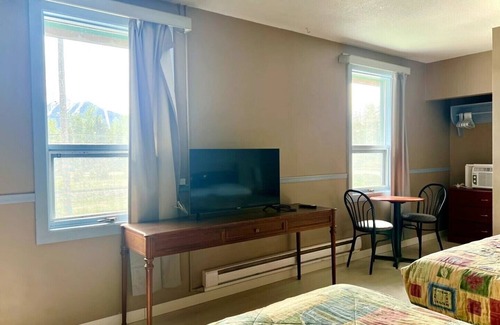 Valemount Hotel | Valemount Hotel