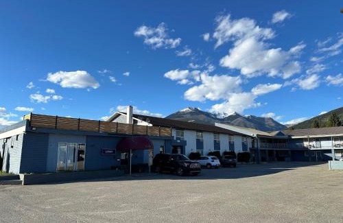 Valemount Hotel | Valemount Vacation Inn