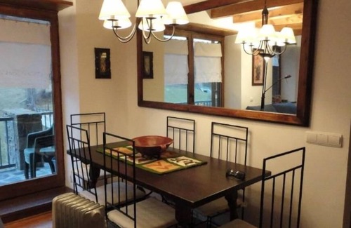 Alt Aneu Apartment | Valencia D Aneu: Apartment/ flat - Valencia d´Aneu