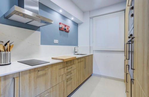 El Pla del Real Apartment | Valencia-Living Apartment with Balcony, Air Conditioning and Wi-Fi