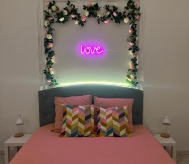 Anzin Apartment | ValenStay - Cosy Love - Anzin - Netflix