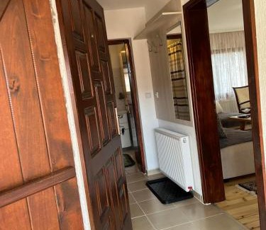 Divcibare House | Valentina Vikendica Divcibare