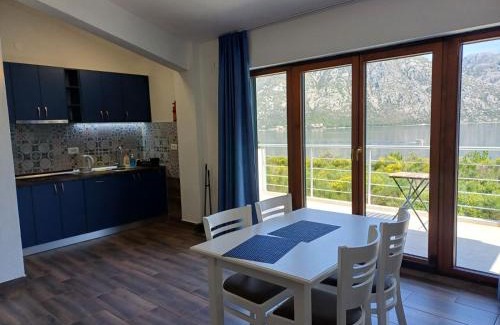 Prcanj Apartment | VALENTINO apartments