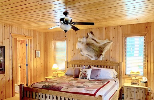 Pequot Lakes Cabin | Valhalla Up North - A Beautiful Place for a Relaxing Getaway