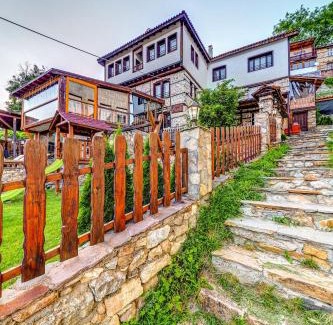 Smolyan House | Valkanovi House