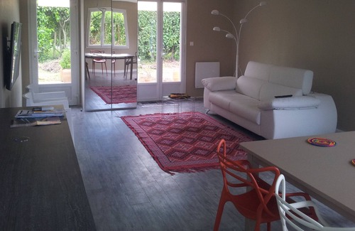 Benet Cottage | Vallée de la Boutrie Contemporary cottage near the Marais Poitevin