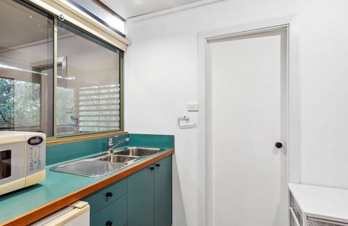 Valla Beach House | Valla Beach Shack - A charming three-bedroom beach house