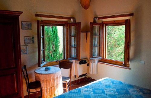 Toiano Bed & Breakfast | Vallacchi b&b Authentic Acient Tuscany CountryHouse, family welcome