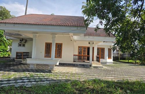 Pallam Villa | Vallayil House