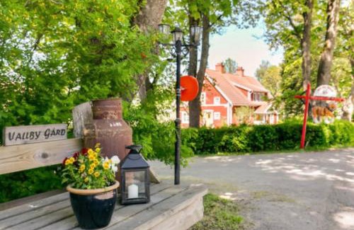 Orebro House | Vallby Farm Camp