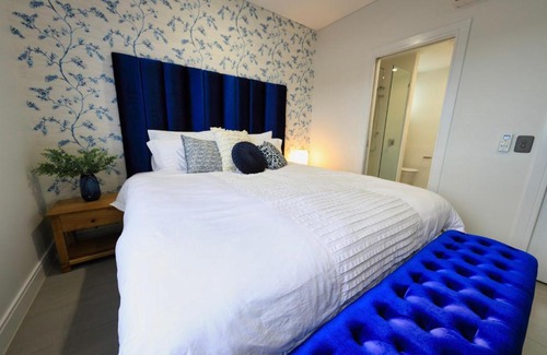 Redlynch Apartment | Valle Vista Luxury Apartments