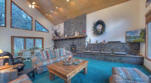 Bayfield House | Vallecito Family Retreat