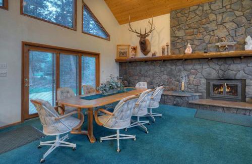 Bayfield House | Vallecito Family Retreat