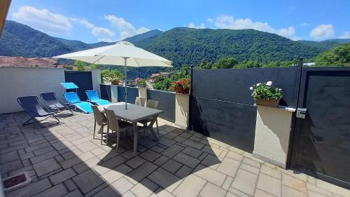 San Damiano Macra House | vallemaira house CASA BELVEDERE LUCE & SOLE 10 POSTI LETTO