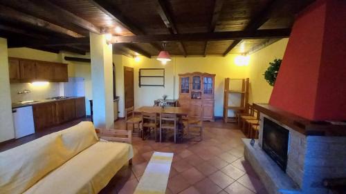 San Damiano Macra House | vallemaira house GRAN BAITA 12 posti letto in exclusiva da 2 persone
