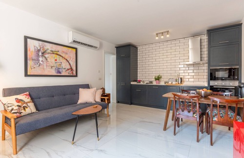 Valletta Apartment | Valletta nineteen sixty:terrace views of Grand Harbour, Central historical duplex with rooftop priva
