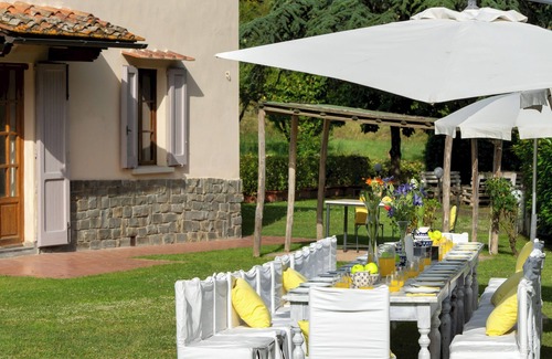 San Giovanni Valdarno Villa | Valleverde 28+2, Emma Villas
