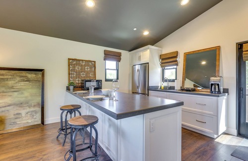 Valley Center Apartment | Valley Center Studio on Vineyard w/Mountain View