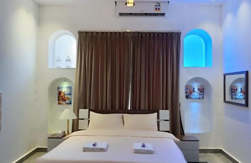 Nizwa House | Valley CLIFF INN
