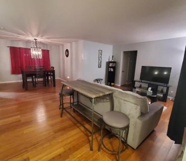 Euclid House | Valley Creek Place,