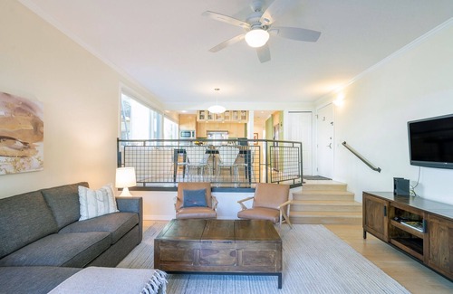 Telluride Condo | Valley Floor Dream W/Fireplace Year-round Trail Access, 3 Min To Town 2 Bedroom Condo by RedAwning