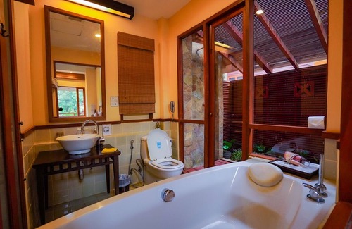 Mittaphap Hotel | Valley Garden Resort