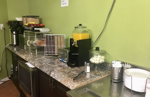 Azilda Hotel | Valley Inn Motel & Suites
